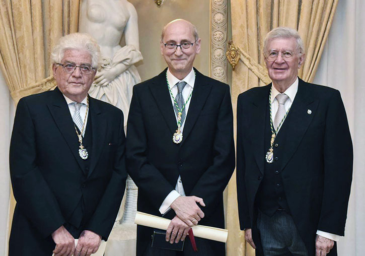 Los académicos Enrique Cerdà, Daniel Ramón y Antonio Colino, presidente de la Real Academia de Ingeniería